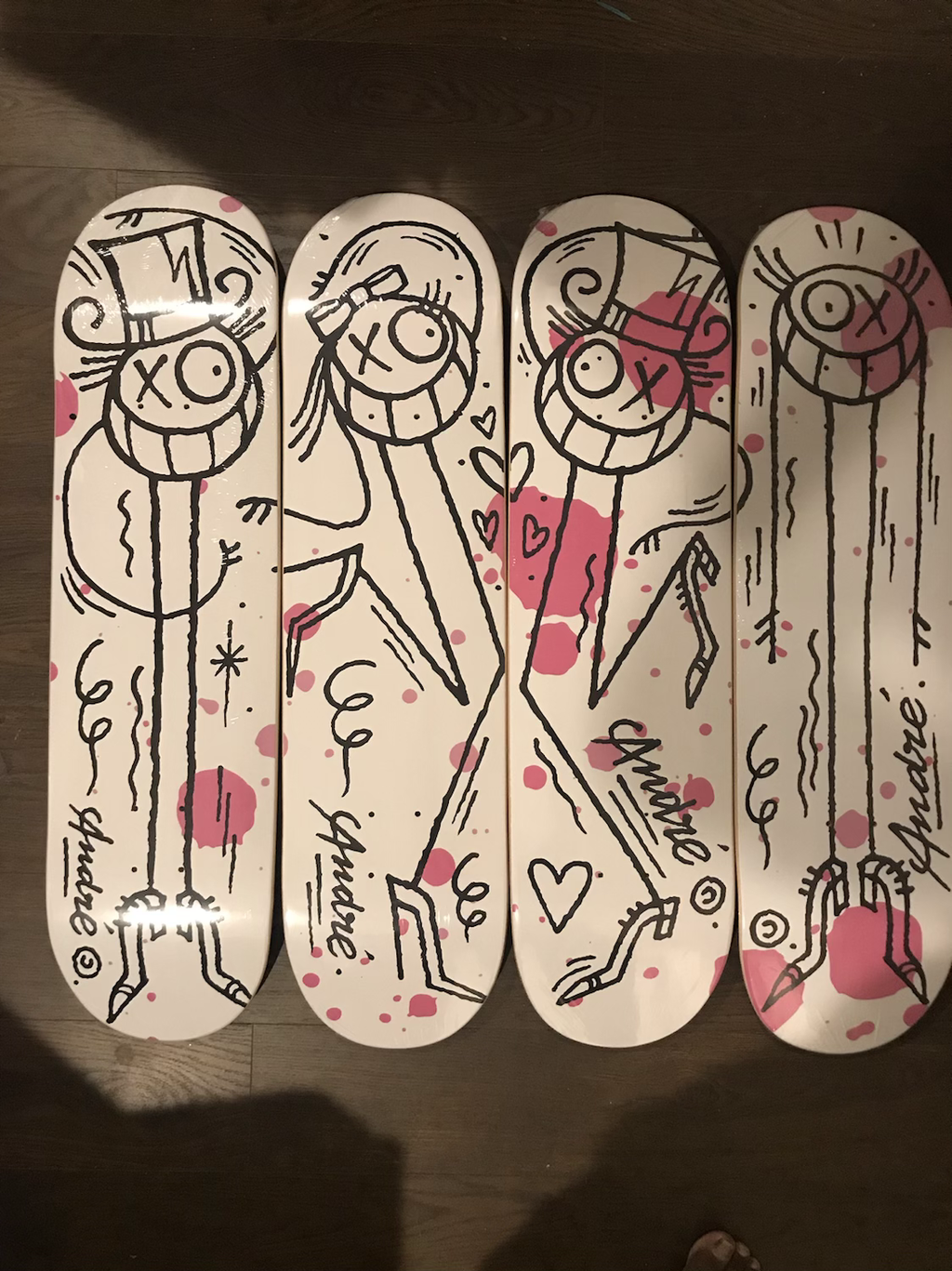Mr Andre Menage a Trois ou Quatre Skate Deck Set image 0